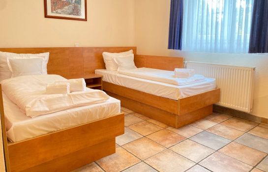 hotels near burgerhaus quadrath ichendorf bergheim